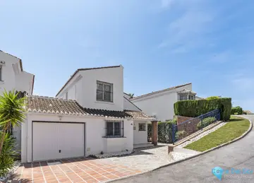 3 bedroom House for Sale in El Chaparral-87560