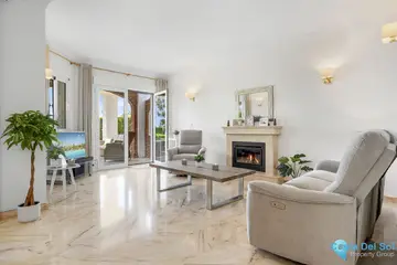 3 bedroom House for Sale in El Chaparral-87565