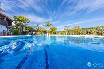 3 bedroom House for Sale in La Duquesa-89785