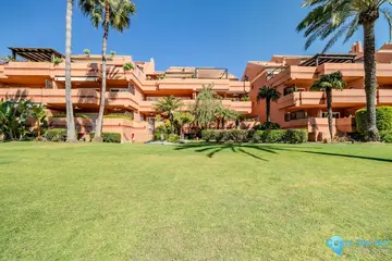 2 bedroom Apartment for Sale in Puerto Banús-87606