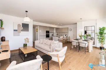 2 bedroom Apartment for Sale in Estepona-82280