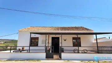 8 bedroom House for Sale in Alora-87703