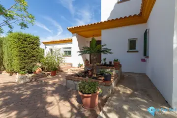 4 bedroom House for Sale in Entrerrios-87718