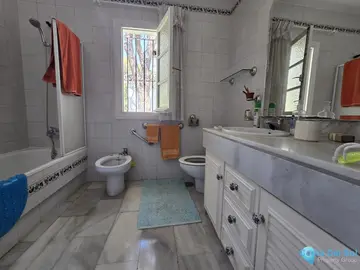 4 bedroom House for Sale in Calahonda-87785