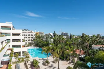 2 bedroom Apartment for Sale in Marbella-87788