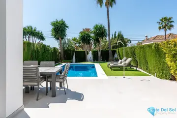 4 bedroom House for Sale in Bel Air-87846