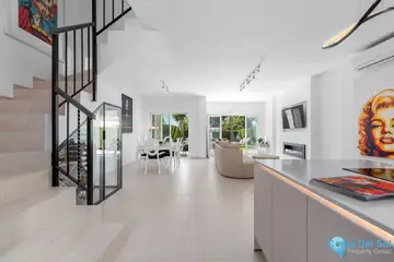 4 bedroom House for Sale in Bel Air-87852