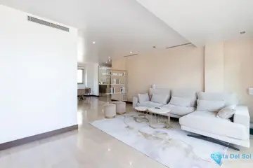 2 bedroom Apartment for Sale in Benahavís-90045