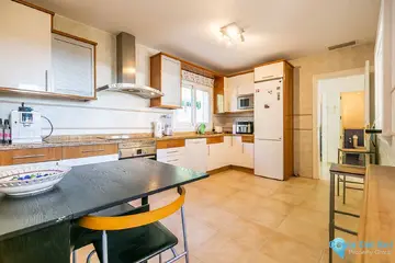 3 bedroom House for Sale in Artola-87958