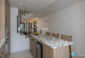 4 bedroom House for Sale in Nueva Andalucía-88052