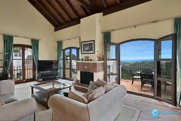 3 bedroom House for Sale in Benahavís-14669