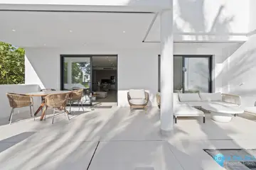 4 bedroom Apartment for Sale in El Paraiso-90224