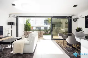 3 bedroom House for Sale in Estepona-88196