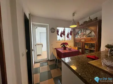 4 bedroom House for Sale in Nueva Andalucía-21773