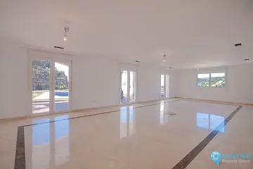 4 bedroom House for Sale in Estepona-21793