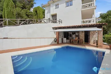 3 bedroom House for Sale in La Cala de Mijas-21875
