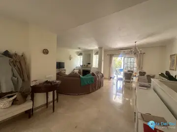 4 bedroom House for Sale in Aloha-21902