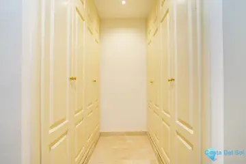 3 bedroom Apartment for Sale in Marbella-22084