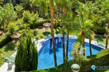 3 bedroom Apartment for Sale in Sierra Blanca-22118