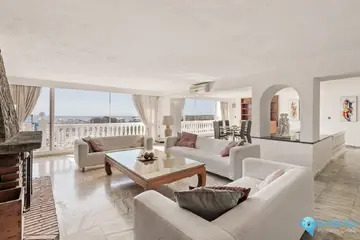 2 bedroom Apartment for Sale in Torremolinos-22300