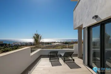 4 bedroom Apartment for Sale in La Cala de Mijas-22385