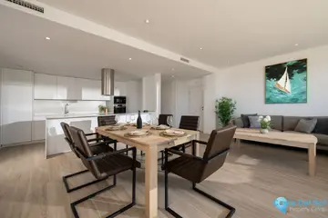 4 bedroom Apartment for Sale in La Cala de Mijas-22395