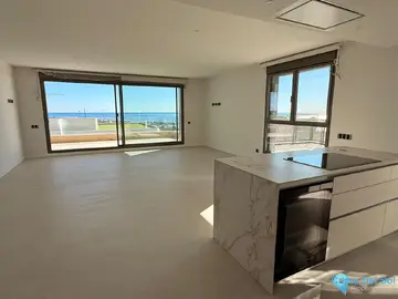 3 bedroom Apartment for Sale in New Golden Mile-22387