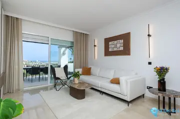 3 bedroom Apartment for Sale in La Quinta-22516