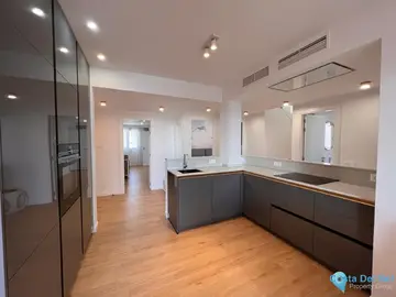 3 bedroom Apartment for Sale in New Golden Mile-22747