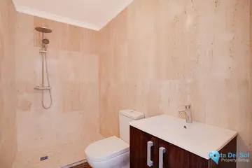 4 bedroom House for Sale in Estepona-22807