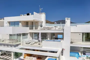 2 bedroom Apartment for Sale in Nueva Andalucía-23061