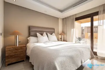 4 bedroom Apartment for Sale in Estepona-23110