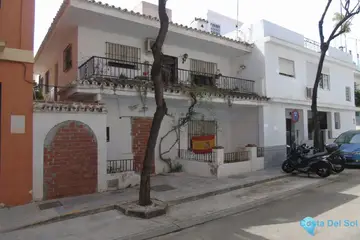 250m2 Plot for Sale in Fuengirola-23341