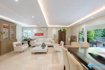 2 bedroom Apartment for Sale in Marbella-23586