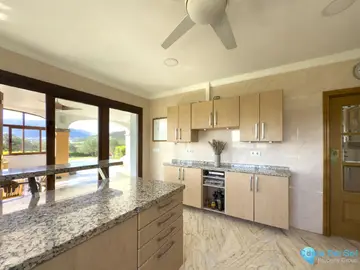 4 bedroom House for Sale in Alhaurín el Grande-23735