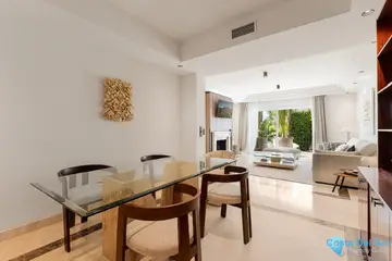 3 bedroom Apartment for Sale in Sierra Blanca-23787
