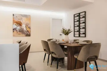 4 bedroom Apartment for Sale in Nueva Andalucía-23994