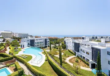 4 bedroom Apartment for Sale in Fuengirola-24047