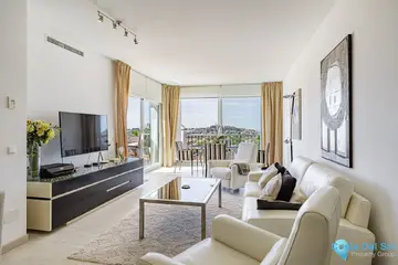 2 bedroom Apartment for Sale in Nueva Andalucía-24105