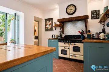 4 bedroom House for Sale in Estepona-24439