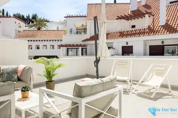 4 bedroom Apartment for Sale in Nueva Andalucía-24448