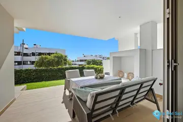 2 bedroom Apartment for Sale in Estepona-82540