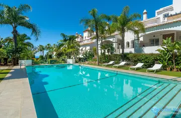 3 bedroom Apartment for Sale in Sierra Blanca-24554