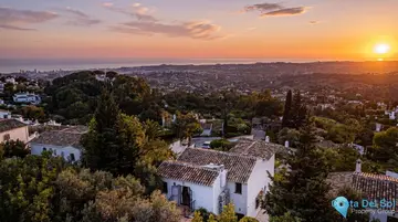 4 bedroom House for Sale in Mijas
