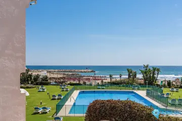 2 bedroom Apartment for Sale in Puerto de Cabopino-24565