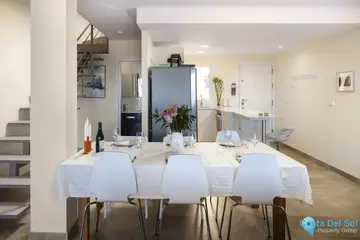 4 bedroom House for Sale in Málaga Centro-24662
