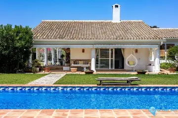 4 bedroom House for Sale in Alhaurín el Grande-24701