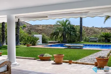 4 bedroom House for Sale in Alhaurín el Grande-24703
