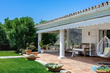 4 bedroom House for Sale in Alhaurín el Grande-24704