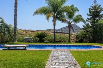 4 bedroom House for Sale in Alhaurín el Grande-24706